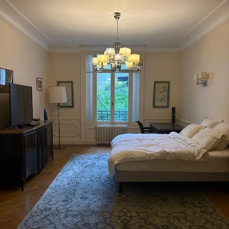 Appartement 3 Bedroom Eiffel Tower Paris